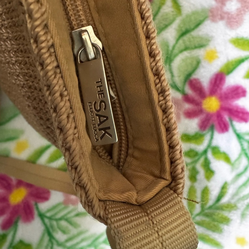 The Sak Tan shoulder bag with Silver Zipper